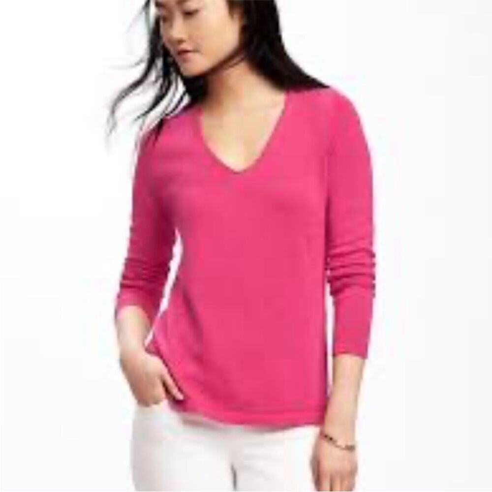 Women's Pink V-Neck Sweater
